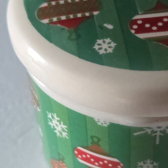 Merry Brite Vintage Christmas Crock with Rubber Sealed Lid - Picture 2 of 6